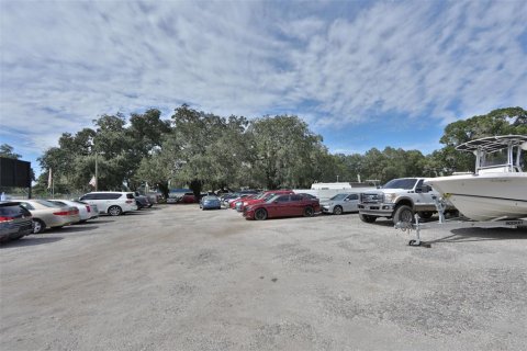 Commercial property in Tampa, Florida 62.43 sq.m. № 1217940 - photo 3