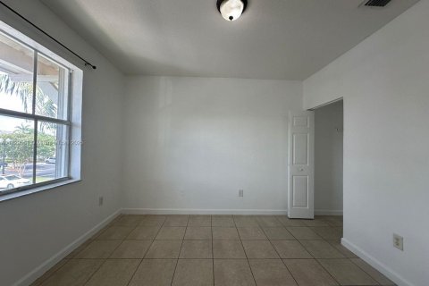 Touwnhouse à louer à Homestead, Floride: 2 chambres, 119.84 m2 № 1936933 - photo 23