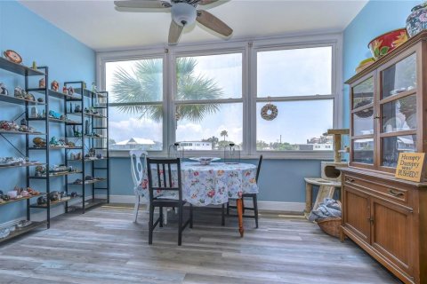 Condo in Saint Pete Beach, Florida, 2 bedrooms  № 1815365 - photo 19