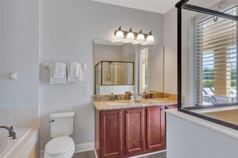 Casa en venta en Kissimmee, Florida, 10 dormitorios, 435.06 m2 № 1675172 - foto 25
