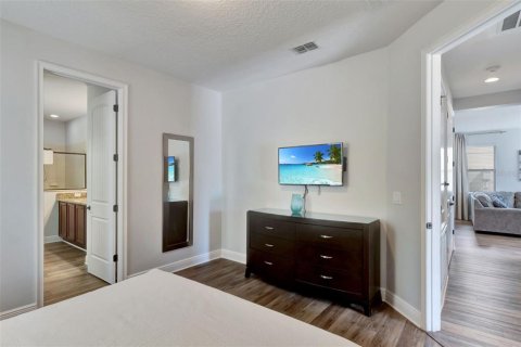 Casa en venta en Kissimmee, Florida, 10 dormitorios, 435.06 m2 № 1675172 - foto 29
