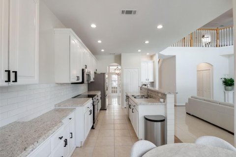 Villa ou maison à vendre à Orlando, Floride: 5 chambres, 254.46 m2 № 2205835 - photo 16
