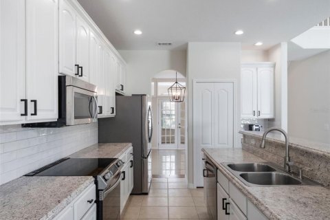 Villa ou maison à vendre à Orlando, Floride: 5 chambres, 254.46 m2 № 2205835 - photo 18