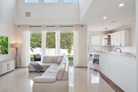 Villa ou maison à vendre à Orlando, Floride: 5 chambres, 254.46 m2 № 2205835 - photo 13