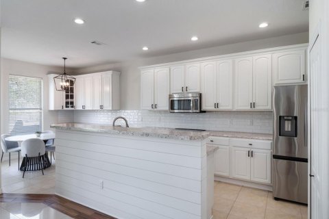 Villa ou maison à vendre à Orlando, Floride: 5 chambres, 254.46 m2 № 2205835 - photo 19