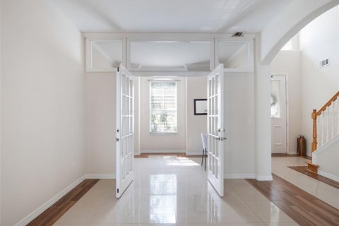 Villa ou maison à vendre à Orlando, Floride: 5 chambres, 254.46 m2 № 2205835 - photo 4