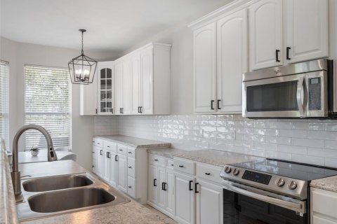 Villa ou maison à vendre à Orlando, Floride: 5 chambres, 254.46 m2 № 2205835 - photo 20