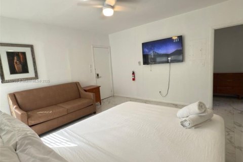 Appartement à louer à Miami Beach, Floride: 1 chambre, 46.45 m2 № 1946669 - photo 13