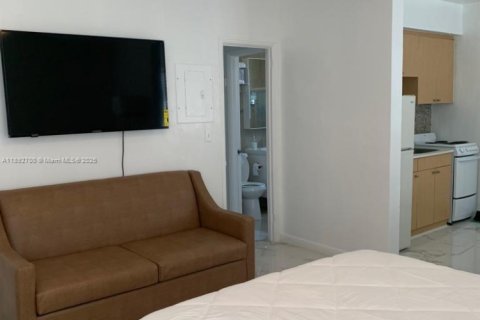 Appartement à louer à Miami Beach, Floride: 1 chambre, 46.45 m2 № 1946669 - photo 8
