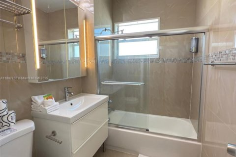 Appartement à louer à Miami Beach, Floride: 1 chambre, 46.45 m2 № 1946669 - photo 16