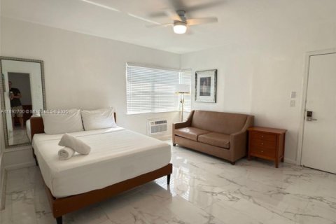 Appartement à louer à Miami Beach, Floride: 1 chambre, 46.45 m2 № 1946669 - photo 11