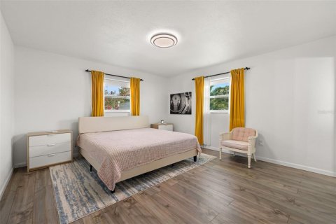 Casa en alquiler en Saint Petersburg, Florida, 3 dormitorios, 149.85 m2 № 1817453 - foto 12