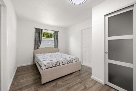 Casa en alquiler en Saint Petersburg, Florida, 3 dormitorios, 149.85 m2 № 1817453 - foto 20