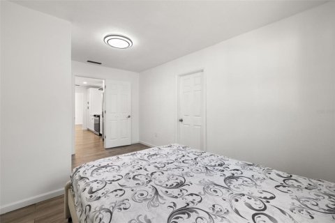 Casa en alquiler en Saint Petersburg, Florida, 3 dormitorios, 149.85 m2 № 1817453 - foto 21