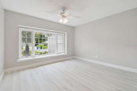 Casa en venta en Tampa, Florida, 3 dormitorios, 180.14 m2 № 1813469 - foto 13