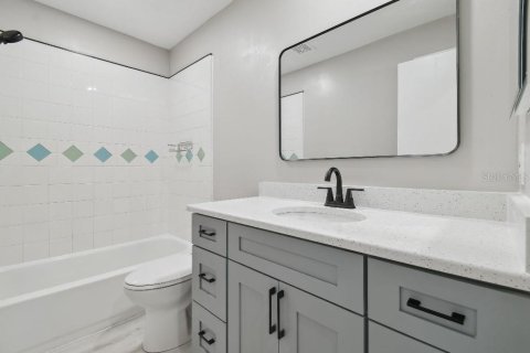 Casa en venta en Tampa, Florida, 3 dormitorios, 180.14 m2 № 1813469 - foto 26
