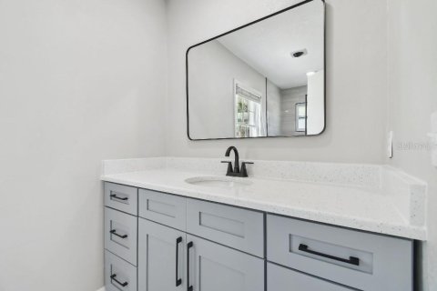 Casa en venta en Tampa, Florida, 3 dormitorios, 180.14 m2 № 1813469 - foto 18