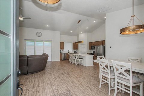 House in Ocala, Florida 4 bedrooms, 192.21 sq.m. № 2130836 - photo 13