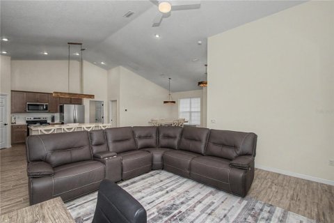 House in Ocala, Florida 4 bedrooms, 192.21 sq.m. № 2130836 - photo 15