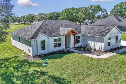 House in Ocala, Florida 4 bedrooms, 192.21 sq.m. № 2130836 - photo 2