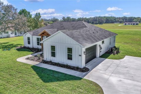 House in Ocala, Florida 4 bedrooms, 192.21 sq.m. № 2130836 - photo 3