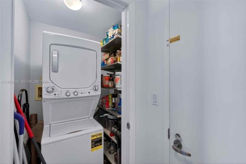 Copropriété à louer à Miami, Floride: 1 chambre, 77.76 m2 № 2029580 - photo 18