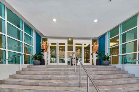 Copropriété à louer à Miami, Floride: 1 chambre, 77.76 m2 № 2029580 - photo 19