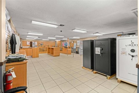 Commercial property in Ocala, Florida № 2218615 - photo 23