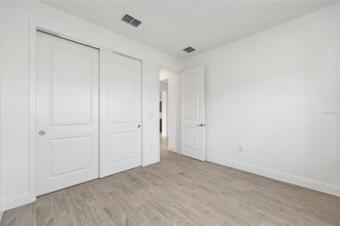 House in Ocala, Florida 2 bedrooms, 187.57 sq.m. № 2094818 - photo 13