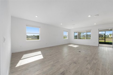 House in Ocala, Florida 2 bedrooms, 187.57 sq.m. № 2094818 - photo 14