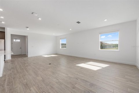 House in Ocala, Florida 2 bedrooms, 187.57 sq.m. № 2094818 - photo 17