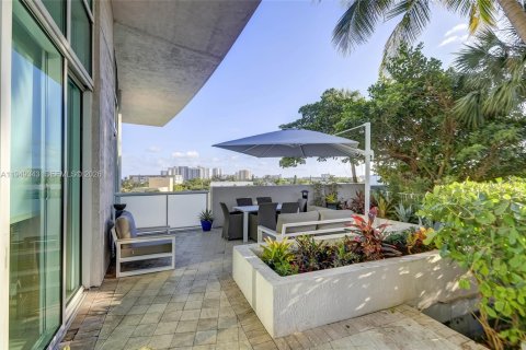 Copropriété à louer à Pompano Beach, Floride: 2 chambres, 134.24 m2 № 2007382 - photo 29