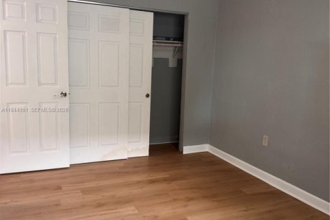 Copropriété à louer à Miami, Floride: 2 chambres, 624.3 m2 № 2000916 - photo 8