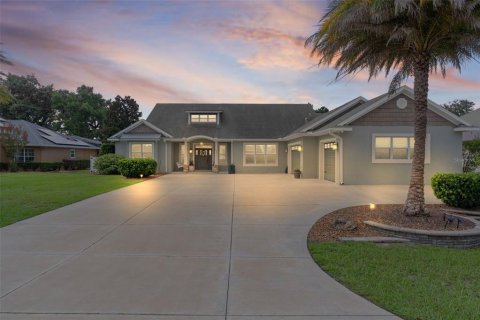 Casa en venta en Wildwood, Florida, 4 dormitorios, 311.22 m2 № 1915421 - foto 1