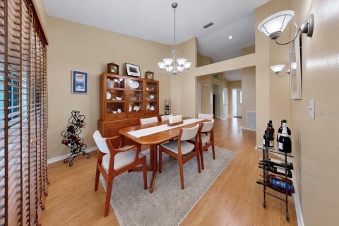 Casa en venta en Brandon, Florida, 4 dormitorios, 204.29 m2 № 2386741 - foto 10