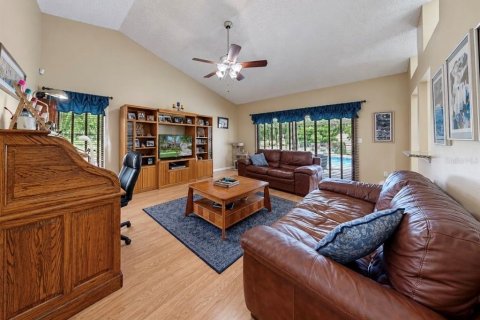Casa en venta en Brandon, Florida, 4 dormitorios, 204.29 m2 № 2386741 - foto 14