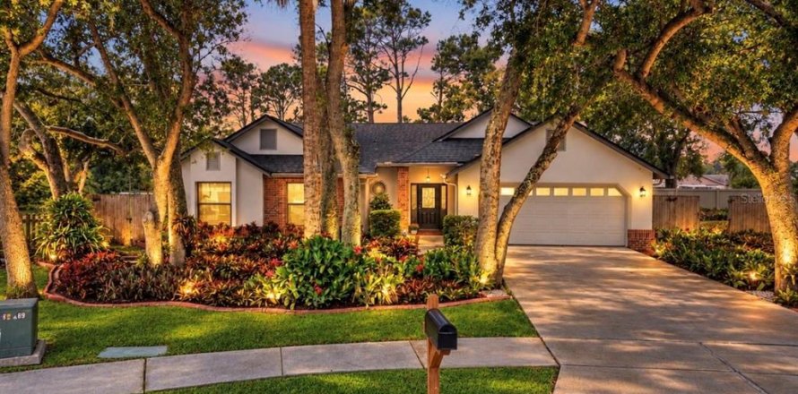 Casa en Brandon, Florida 4 dormitorios, 204.29 m2 № 2386741
