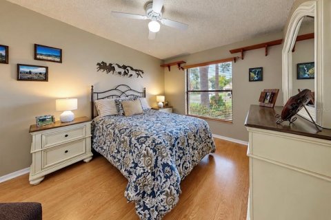 Casa en venta en Brandon, Florida, 4 dormitorios, 204.29 m2 № 2386741 - foto 29