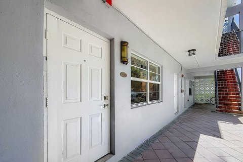 Condominio en venta en Hollywood, Florida, 1 dormitorio, 68.56 m2 № 2321850 - foto 21