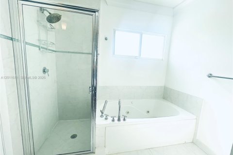 Townhouse in Fort Lauderdale, Florida 3 bedrooms, 177.81 sq.m. № 2074883 - photo 30