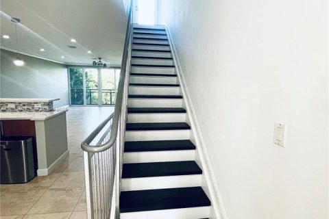 Townhouse in Fort Lauderdale, Florida 3 bedrooms, 177.81 sq.m. № 2074883 - photo 24
