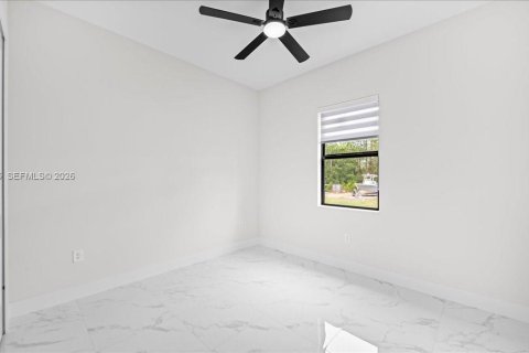 Casa en venta en Cape Coral, Florida, 4 dormitorios, 170.2 m2 № 2033373 - foto 28