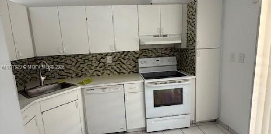 Appartement à Hialeah Gardens, Floride 2 chambres № 1922429