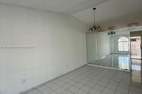 Appartement à louer à Hialeah Gardens, Floride: 2 chambres № 1922429 - photo 4