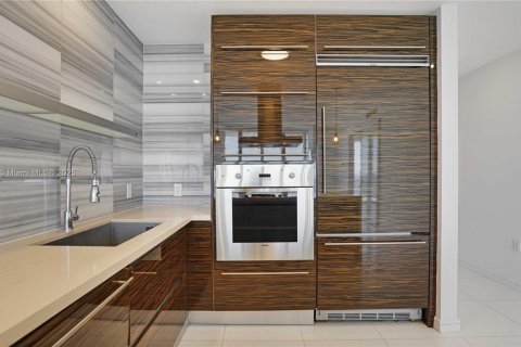 Copropriété à louer à Miami, Floride: 2 chambres, 144.65 m2 № 1955466 - photo 12