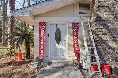 Casa en venta en Keystone Heights, Florida, 3 dormitorios, 153.29 m2 № 2211621 - foto 2