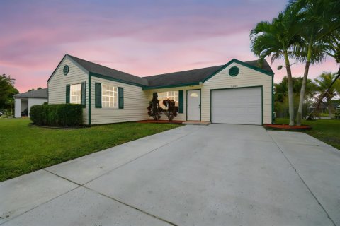 Villa ou maison à Boynton Beach, Floride 3 chambres, 103.68 m2 № 2087541