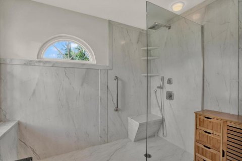 Casa en venta en Brandon, Florida, 4 dormitorios, 200.67 m2 № 2157240 - foto 27