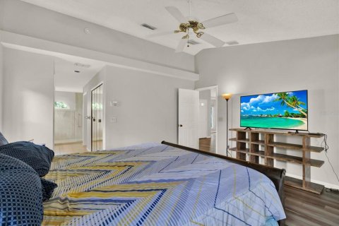 Casa en venta en Brandon, Florida, 4 dormitorios, 200.67 m2 № 2157240 - foto 24
