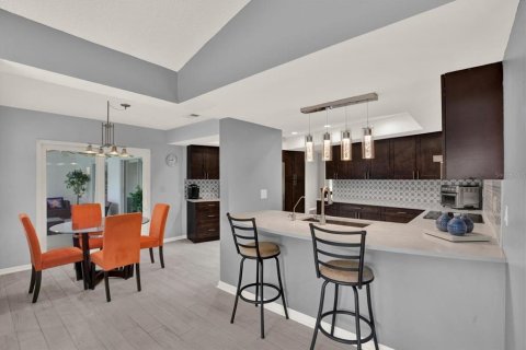 Casa en venta en Brandon, Florida, 4 dormitorios, 200.67 m2 № 2157240 - foto 15